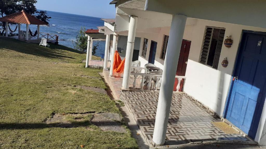 Hostal Denisse Tours Santa Catalina Eksteriør bilde